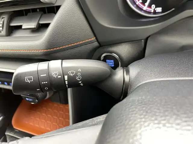 トヨタ ＲＡＶ４ アドベンチャー 熊本県 2020(令2)年 3.3万km アティチュードブラックマイカ 禁煙車　/アルパインナビX9NX（ＣＤ・ＤＶＤ・フルセグ・ＢＴ・ＳＤ・ＵＳＢ）/バックカメラ　/前後ドライブレコーダー（DVR-C02R）　/ＥＴＣ　/前後クリアランスソナー　/トヨタセーフティーセンス/・プリクラッシュセーフティ/・ロードサインアシスト/・駐車時支援パーキングサポートシステム/・車線逸脱警報/・オートハイビーム/横滑り防止/ダウンヒルアシスト/パーキングアシスト/運転席パワーシート/ルーフレール/社外フロアマット/純正19インチAW/オートライト/LEDヘッドライト/フォグライト/スマートキー/プッシュスタート/スペアキー1本