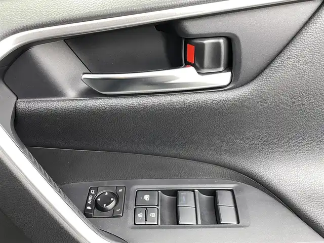 トヨタ ＲＡＶ４ アドベンチャー 熊本県 2020(令2)年 3.3万km アティチュードブラックマイカ 禁煙車　/アルパインナビX9NX（ＣＤ・ＤＶＤ・フルセグ・ＢＴ・ＳＤ・ＵＳＢ）/バックカメラ　/前後ドライブレコーダー（DVR-C02R）　/ＥＴＣ　/前後クリアランスソナー　/トヨタセーフティーセンス/・プリクラッシュセーフティ/・ロードサインアシスト/・駐車時支援パーキングサポートシステム/・車線逸脱警報/・オートハイビーム/横滑り防止/ダウンヒルアシスト/パーキングアシスト/運転席パワーシート/ルーフレール/社外フロアマット/純正19インチAW/オートライト/LEDヘッドライト/フォグライト/スマートキー/プッシュスタート/スペアキー1本