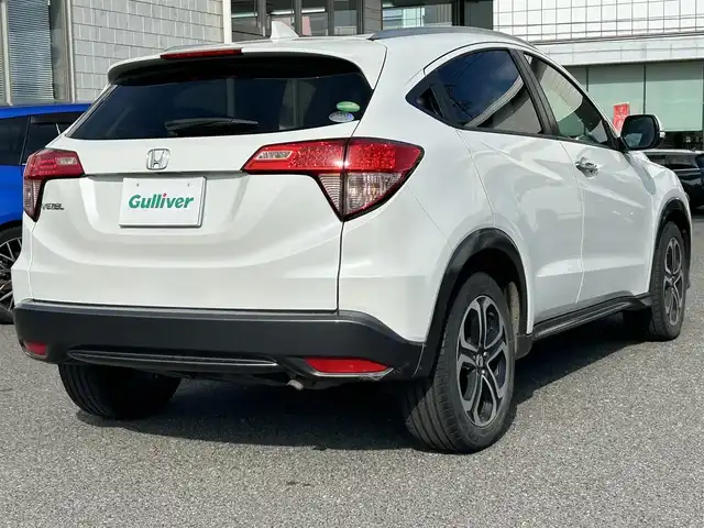 ホンダ ヴェゼル S 広島県 2015(平27)年 10.8万km ホワイトオーキッドパール ワンオーナー/メモリナビ/フルセグテレビ/アイドリングストップ/クルーズコントロール/ドアバイザー/プッシュスタート/ETC/LED