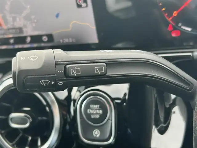 メルセデス・ベンツ Ｂ１８０ AMGライン 福岡県 2020(令2)年 2.9万km イリジウムシルバー レーダーセーフティパッケージ/アダプティブクルーズコントロール/ハーフレザーシート/シートヒーター/純正HDDナビ/フルセグテレビ/ＬＥＤヘッドライト/純正前方ドライブレコーダー/ワイヤレス充電/電動バックドア/禁煙車/パワーシート