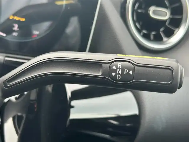メルセデス・ベンツ Ｂ１８０ AMGライン 福岡県 2020(令2)年 2.9万km イリジウムシルバー レーダーセーフティパッケージ/アダプティブクルーズコントロール/ハーフレザーシート/シートヒーター/純正HDDナビ/フルセグテレビ/ＬＥＤヘッドライト/純正前方ドライブレコーダー/ワイヤレス充電/電動バックドア/禁煙車/パワーシート