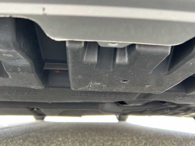 トヨタ プリウス S 富山県 2011(平23)年 13.8万km シルバーM ワンオーナー/スマートキー×３/純正HDDナビ(NHZN-W61G)/DVD/BT/フルセグTV/バックカメラ/ビルトインETC/プッシュスタート/純正フロアマット/ドアバイザー/ステアリングスイッチ/ヘッドライトレベライザー/電格ウィンカーミラー/オートライト/フォグランプ/オートライト/Wサイドエアバッグ/スタッドレス積込(195/65R15)/保証書・取説・ナビ取説