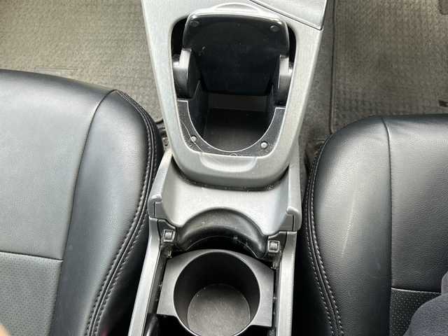 トヨタ プリウス S 富山県 2011(平23)年 13.8万km シルバーM ワンオーナー/スマートキー×３/純正HDDナビ(NHZN-W61G)/DVD/BT/フルセグTV/バックカメラ/ビルトインETC/プッシュスタート/純正フロアマット/ドアバイザー/ステアリングスイッチ/ヘッドライトレベライザー/電格ウィンカーミラー/オートライト/フォグランプ/オートライト/Wサイドエアバッグ/スタッドレス積込(195/65R15)/保証書・取説・ナビ取説