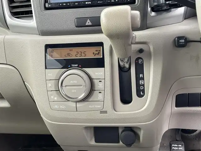 スズキ スペーシア G 徳島県 2014(平26)年 9.5万km ブルーイッシュブラックパール3 (株)IDOMが運営する【じしゃロン徳島店】の自社ローン対象車両になります。こちらは現金ご利用時の価格です。自社ローンご希望の方は別途その旨お申付け下さい。	/社外ナビ/ETC/フルセグTV/CD/DVD再生/Bluetooth/スマートキー/スペアキー×1