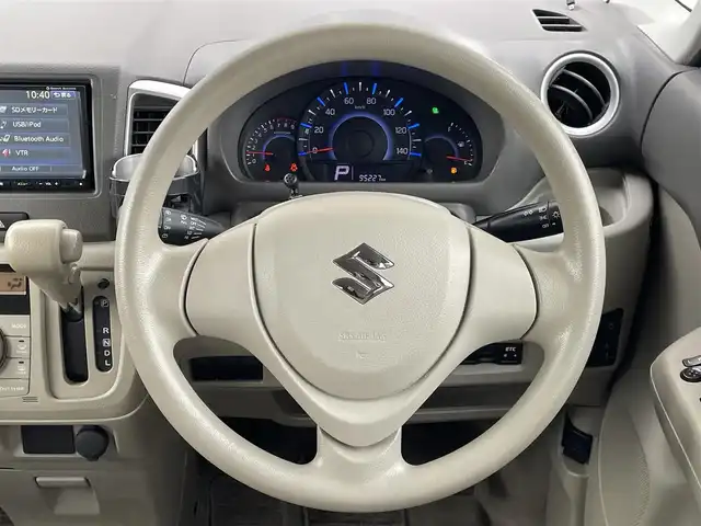 スズキ スペーシア G 徳島県 2014(平26)年 9.5万km ブルーイッシュブラックパール3 (株)IDOMが運営する【じしゃロン徳島店】の自社ローン対象車両になります。こちらは現金ご利用時の価格です。自社ローンご希望の方は別途その旨お申付け下さい。	/社外ナビ/ETC/フルセグTV/CD/DVD再生/Bluetooth/スマートキー/スペアキー×1