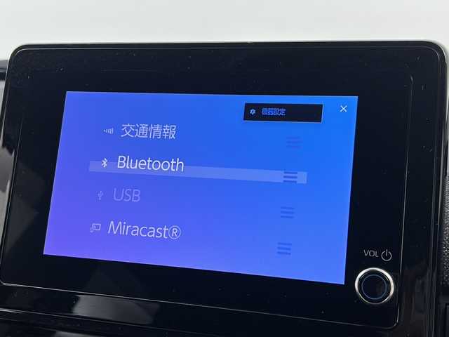 トヨタ シエンタ ハイブリッド Z 宮城県 2022(令4)年 5.3万km ホワイトパールクリスタルシャイン 禁煙車/トヨタセーフティーセンス/・レーダークルーズコントロール/・オートマチックハイビーム/・プリクラッシュセーフティーシステム/・パーキングサポートブレーキ/・レーントレーシングアシスト/・クリアランスソナー/ブラインドスポットモニター/両側パワースライドドア/純正ディスプレイオーディオ/・BT.USB.Miracast/バックカメラ/ビルトインETC/AC100V充電/LEDヘッドライト/横滑り防止機能/アイドリングストップ/革巻きステアリング/ステアリングスイッチ/プッシュスタート/スマートキー（2本）/純正15インチアルミホイール/純正ドアバイザー/純正フロアマット