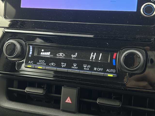 トヨタ シエンタ ハイブリッド Z 宮城県 2022(令4)年 5.3万km ホワイトパールクリスタルシャイン 禁煙車/トヨタセーフティーセンス/・レーダークルーズコントロール/・オートマチックハイビーム/・プリクラッシュセーフティーシステム/・パーキングサポートブレーキ/・レーントレーシングアシスト/・クリアランスソナー/ブラインドスポットモニター/両側パワースライドドア/純正ディスプレイオーディオ/・BT.USB.Miracast/バックカメラ/ビルトインETC/AC100V充電/LEDヘッドライト/横滑り防止機能/アイドリングストップ/革巻きステアリング/ステアリングスイッチ/プッシュスタート/スマートキー（2本）/純正15インチアルミホイール/純正ドアバイザー/純正フロアマット