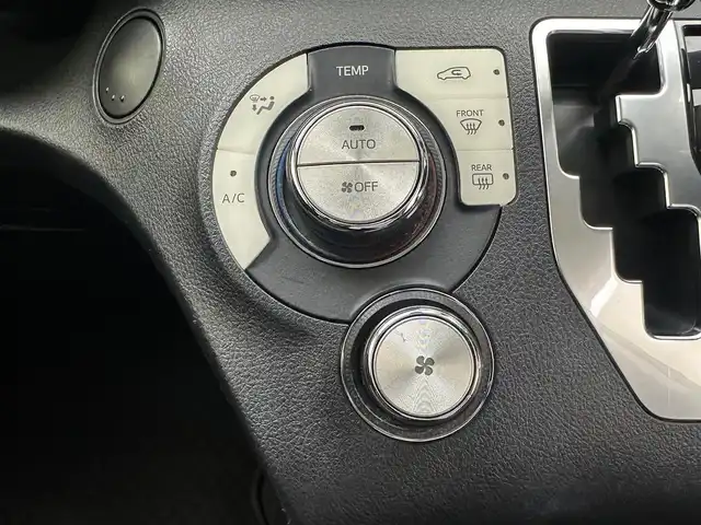 トヨタ シエンタ G クエロ 兵庫県 2017(平29)年 4.1万km クールボルドーガラスフレーク ・アルパインメモリナビ/（CD・DVD・SD・BT・フルセグTV）/・７WZ　/・アルパインフリップダウンモニター　/・トヨタセーフティーセンス　/・両側パワースライドドア　/・LTA　/・PCS　/・アイドリングストップ　/・バックカメラ　/・ビルトインETC　/・シートヒーター/・純正フロアマット/・純正ドアバイザー/・純正15インチAW/・オートハイビーム/・LEDヘッドライト/・フォグランプ/　