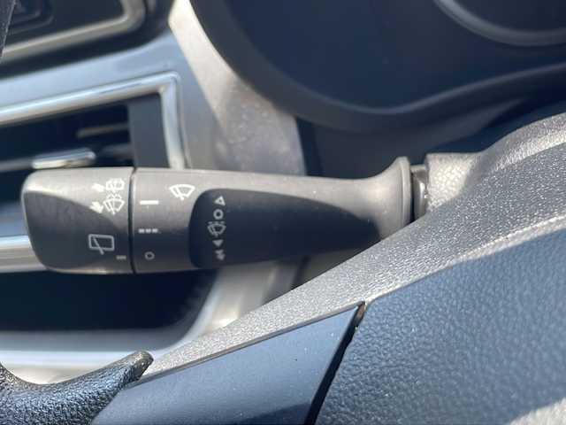 ダイハツ キャスト スタイル G VS SAⅢ 静岡県 2019(平31)年 5.8万km ファイアークォーツレッドM 純正ナビ/地デジTV/純正CD/DVD/Bluetooth/バック/全方位カメラ/スマートアシストIII/オートハイビーム/フロントシートヒーター/純正15インチAW/スマートキー/ドライブレコーダー/ETC