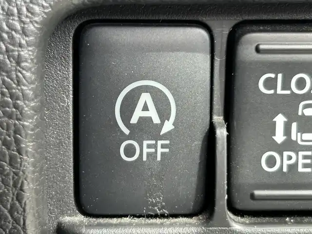 日産 デイズ ルークス ハイウェイスターX Gパッケージ 静岡県 2017(平29)年 6.1万km ホワイトパール 純正7インチナビ/（CD/FM/AM/Bluetooth/iPod/SD/ウォークマン）/フルセグTV/オートライト/オートハイビーム/全周囲カメラ/フルフラットシート/両側電動スライドドア/LEDヘッドライト/ベンチシート/純正フロアマット/衝突軽減システム/横滑り防止システム/純正15AW