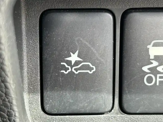 日産 デイズ ルークス ハイウェイスターX Gパッケージ 静岡県 2017(平29)年 6.1万km ホワイトパール 純正7インチナビ/（CD/FM/AM/Bluetooth/iPod/SD/ウォークマン）/フルセグTV/オートライト/オートハイビーム/全周囲カメラ/フルフラットシート/両側電動スライドドア/LEDヘッドライト/ベンチシート/純正フロアマット/衝突軽減システム/横滑り防止システム/純正15AW