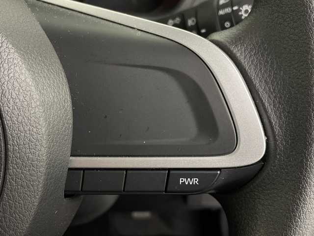 トヨタ ルーミー G 埼玉県 2023(令5)年 0.6万km ブライトシルバーM 純正ナビ　NMZK-W73D/(Bluetooth/USB/CD/DVD/AM/FM)/地デジフルセグ/バックカメラ/ETC2.0/前後ドライブレコーダー/衝突軽減ブレーキ/アイドリングストップ/クリアランスソナー/パワーモード/プッシュスタート/ステアリングリモコン/両側パワースライドドア/フロントフォグランプ/ウィンカーミラー/電動格納ミラー/社外フロアマット/純正ドアバイザー