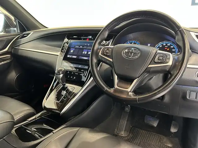 トヨタ ハリアー エレガンス 岐阜県 2016(平28)年 8.5万km スパークリングブラックパールクリスタルシャイン メーカーナビ/フルセグTV/Bluetooth/SD/AUX/USB/バックカメラ/パワーシート/ハーフレザーシート/ビルトインETC/純正フロアマット
