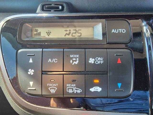 ホンダ Ｎ ＢＯＸ カスタム G Aパッケージ 岩手県 2014(平26)年 8.6万km ミラノレッド 社外ナビ/ＣＤ／ＤＶＤ／ＨＤＤ／ワンセグ/Ｂカメラ/片側パワスラ/ＥＴＣ/アイドリングストップ/電格ミラー/オートライト/フォグ/純正１４インチＡＷ/ドアバイザー/オートエアコン/フロアマット/スペアキー