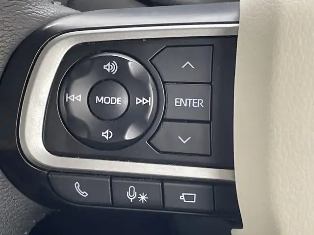 ダイハツ ムーヴ キャンバス ストライプス G ターボ 群馬県 2022(令4)年 3.9万km シャイニングホワイトパール/ファイアークォーツレッドメタリック 純正１０型ナビ　フルセグＴＶ　全周囲カメラ　衝突被害軽減システム　アダクティブクルーズコントロール　両側電動スライドドア　シートヒーター　ステアリングスイッチ　プッシュスタート　ＥＴＣ　ＬＥＤ　禁煙車