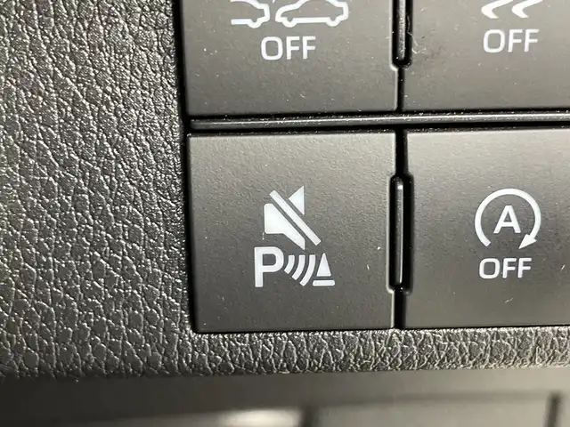 ダイハツ ムーヴ キャンバス ストライプス G ターボ 群馬県 2022(令4)年 3.9万km シャイニングホワイトパール/ファイアークォーツレッドメタリック 純正１０型ナビ　フルセグＴＶ　全周囲カメラ　衝突被害軽減システム　アダクティブクルーズコントロール　両側電動スライドドア　シートヒーター　ステアリングスイッチ　プッシュスタート　ＥＴＣ　ＬＥＤ　禁煙車