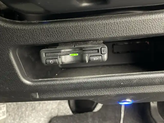 ダイハツ ムーヴ キャンバス ストライプス G ターボ 群馬県 2022(令4)年 3.9万km シャイニングホワイトパール/ファイアークォーツレッドメタリック 純正１０型ナビ　フルセグＴＶ　全周囲カメラ　衝突被害軽減システム　アダクティブクルーズコントロール　両側電動スライドドア　シートヒーター　ステアリングスイッチ　プッシュスタート　ＥＴＣ　ＬＥＤ　禁煙車