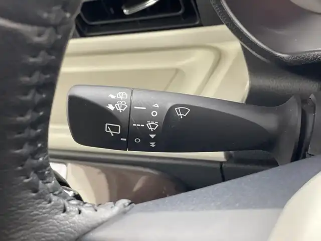 ダイハツ ムーヴ キャンバス ストライプス G ターボ 群馬県 2022(令4)年 3.9万km シャイニングホワイトパール/ファイアークォーツレッドメタリック 純正１０型ナビ　フルセグＴＶ　全周囲カメラ　衝突被害軽減システム　アダクティブクルーズコントロール　両側電動スライドドア　シートヒーター　ステアリングスイッチ　プッシュスタート　ＥＴＣ　ＬＥＤ　禁煙車