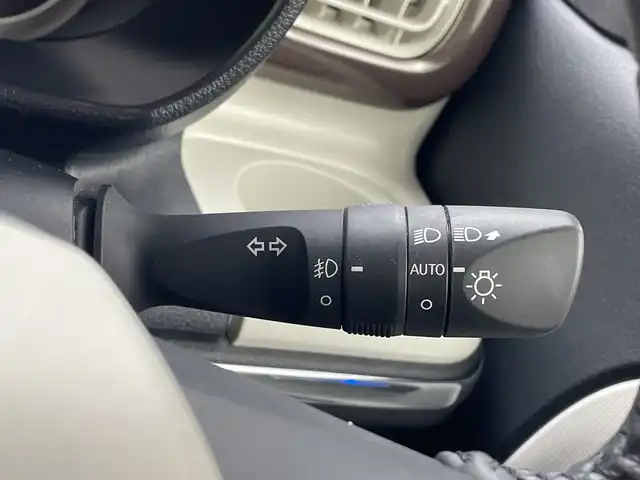 ダイハツ ムーヴ キャンバス ストライプス G ターボ 群馬県 2022(令4)年 3.9万km シャイニングホワイトパール/ファイアークォーツレッドメタリック 純正１０型ナビ　フルセグＴＶ　全周囲カメラ　衝突被害軽減システム　アダクティブクルーズコントロール　両側電動スライドドア　シートヒーター　ステアリングスイッチ　プッシュスタート　ＥＴＣ　ＬＥＤ　禁煙車