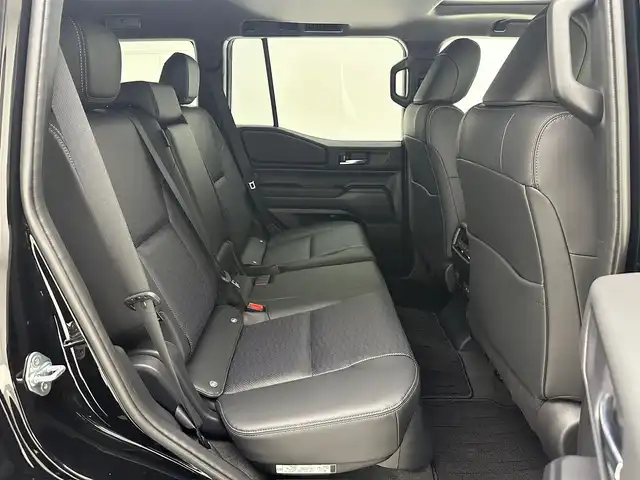 トヨタ ランドクルーザー ２５０ VX 兵庫県 2024(令6)年 0.1千km ブラック ・純正メモリナビ/（HDMI/Bluetooth/フルセグ/Miracast/USB）/・純正ディスプレイオーディオ/・ACC/・LDA/・PCS/・BSM/・PDA/・RCTA/・RCD/・RSA/・コーナーセンサー/・パノラミックビューモニター/・デジタルインナーミラー/・安心降車サポート/・ビルトインETC2.0/・パワーバックドア/・D＋N席パワーシート/・D＋N席シートヒーター/・黒レザーシート/・ベンチレーション/・ステアリングヒーター/・ルーフレール/・MODELLISTAオーバーフェンダー/・純正18インチアルミホイール/・LEDヘッドライト/・ＬＥＤフォグランプ/・オートハイビーム