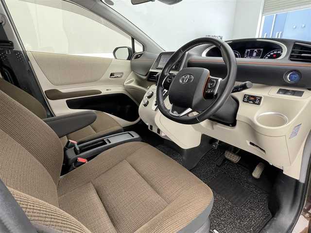 トヨタ シエンタ ハイブリッド G 兵庫県 2016(平28)年 3.6万km ヴィンテージブラウンパールクリスタルシャイン 純正ナビ/CD/DVD/Bluetooth/フルセグTV/バックモニター/ビルトインETC/両側パワースライドドア/プッシュスタート/LEDヘッドライト/衝突軽減ブレーキ/レーンキープアシスト/オートマチックハイビーム/シートヒーター/スペアキー/バックカメラ/ドアバイザー