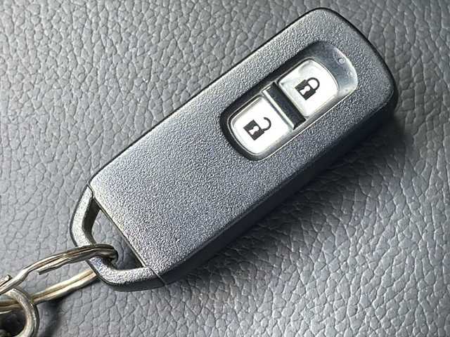 ホンダ Ｎ ＯＮＥ プレミアム 長野県 2018(平30)年 3.6万km ブリティッシュグリーンP ナビ装着用スペシャルパッケージ/純正ディスプレイオーディオ/バックカメラ/ETC/ドライブレコーダー /ハーフレザーシート/社外１４インチアルミ/クルーズコントロール/アイドリングストップ/スマートキー