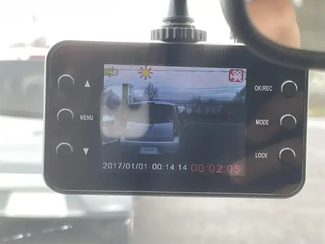 トヨタ シエンタ DICE リミテッド 道央・札幌 2012(平24)年 15.7万km ブラックマイカ 4WD/社外SDナビ/FM/AM/CD/DVD/TV/BT/ABS/リモコンキー/片側パワースライドドア