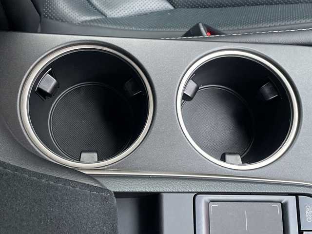 レクサス ＲＣ Ｆ 山口県 2015(平27)年 7.4万km ホワイトノーヴァガラスフレーク 純正ナビ/DVD/BT/SD/AM/FM/AUX/フルセグTV/バックカメラ/シートヒーター/シートベンチレーション/社外マフラー/パドルシフト/前方ドライブレコーダー/オートハイビーム/電動テレスコチルト/ブラインドスポットモニター/レーンキープアシスト/コーナーセンサー/オートライト/パワーシート/シートメモリー/ETC/電動格納ミラー/純正フロアマット