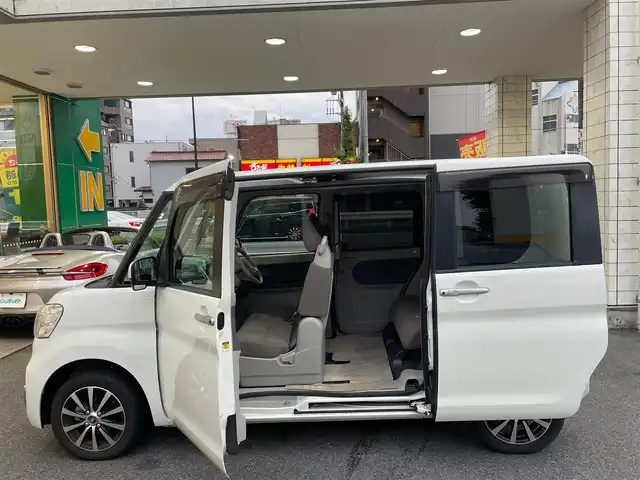 車両画像8