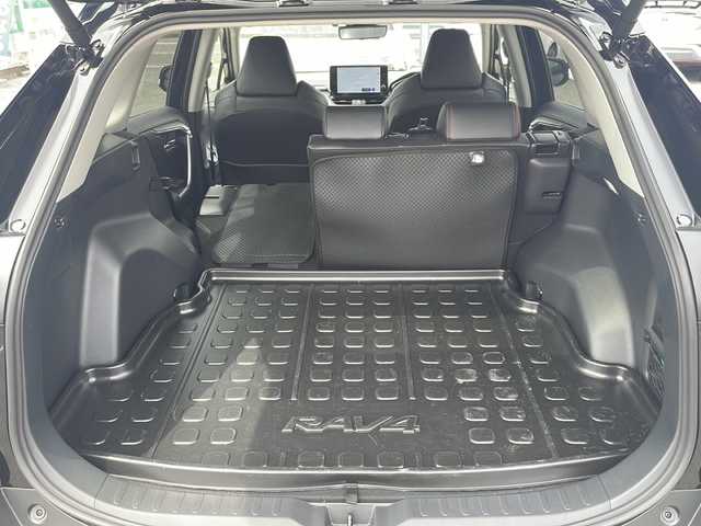 トヨタ ＲＡＶ４ HV アドベンチャー オフロードPKGⅡ 愛知県 2024(令6)年 1.3万km アティチュードブラックマイカ /禁煙車//ワンオーナー//純正ナビ//BT/フルセグ/Miracast//パノラミックビューモニター//純正18AW//ビルトインETC2.0//デジタルインナーミラー//ハンズフリーパワーバックドア//黒革シート//前席シートヒーター//前席エアシート//D席メモリー付パワーシート//ACC/LTA/BSM/PCS/RCTA/PKSB/RSA//前後クリアランスソナー//電子制御パーキングブレーキ//ブレーキホールド//本革巻きステアリング//ステアリングスイッチ//ステアリングヒーター//LEDオートライト//オートマチックハイビーム//フォグランプ//先行車発進告知//盗難防止装置//横滑り防止装置//フロアマット//スペアスマートキー//保証書//取扱説明書