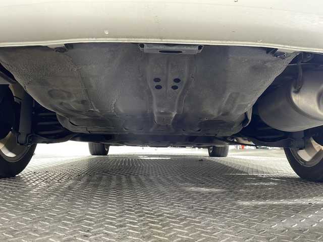 ホンダ シャトル ハイブリッド Z ホンダセンシング 沖縄県 2018(平30)年 8.2万km プラチナホワイトパール 禁煙車/ホンダセンシング/・衝突軽減ブレーキ/・歩行者事故低減ステアリング/・路外逸脱抑制機能/・アダプティブ・クルーズ・コントロール/純正ナビ（VXM-195VＦi)/・ＣＤ／ＤＶＤ／Ｂｌｕｅｔｏｏｔｈ／フルセグＴＶ/純正前後ドライブレコーダー/バックカメラ/レーンキープアシスト/コーナーセンサー/パドルシフト/ハーフレザーシート/パドルシフト/純正フロアマット/スマートキー/LEDヘッドライト/純正アルミ/保証書/取扱説明書