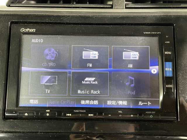ホンダ シャトル ハイブリッド Z ホンダセンシング 沖縄県 2018(平30)年 8.2万km プラチナホワイトパール 禁煙車/ホンダセンシング/・衝突軽減ブレーキ/・歩行者事故低減ステアリング/・路外逸脱抑制機能/・アダプティブ・クルーズ・コントロール/純正ナビ（VXM-195VＦi)/・ＣＤ／ＤＶＤ／Ｂｌｕｅｔｏｏｔｈ／フルセグＴＶ/純正前後ドライブレコーダー/バックカメラ/レーンキープアシスト/コーナーセンサー/パドルシフト/ハーフレザーシート/パドルシフト/純正フロアマット/スマートキー/LEDヘッドライト/純正アルミ/保証書/取扱説明書