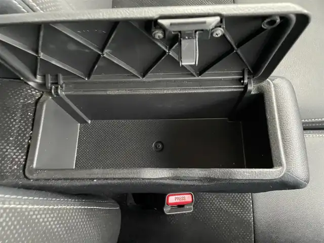 ダイハツ タント カスタムX トップED LTD SAⅢ 福岡県 2018(平30)年 6.8万km ファイアークォーツレッドM 社外7型ナビ/（BT/フルセグ/AM/FM/DISC/SD)/アラウンドビューモニター/バックカメラ/フロントカメラ/サイドカメラ/両側パワースライドドア/LEDヘッドライト/オートライト/オートマチックハイビーム/ハーフレザーシート/D席シートヒーター/TVキャンセラー/アイドリングストップ/横滑り防止装置/盗難防止装置/衝突被害軽減ブレーキ/コーナーセンサー/スマートキー/保証書/取扱説明書