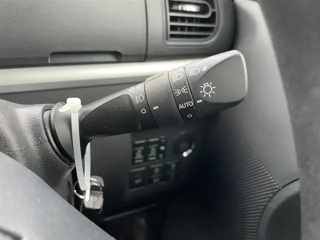 ダイハツ タント カスタムX トップED LTD SAⅢ 福岡県 2018(平30)年 6.8万km ファイアークォーツレッドM 社外7型ナビ/（BT/フルセグ/AM/FM/DISC/SD)/アラウンドビューモニター/バックカメラ/フロントカメラ/サイドカメラ/両側パワースライドドア/LEDヘッドライト/オートライト/オートマチックハイビーム/ハーフレザーシート/D席シートヒーター/TVキャンセラー/アイドリングストップ/横滑り防止装置/盗難防止装置/衝突被害軽減ブレーキ/コーナーセンサー/スマートキー/保証書/取扱説明書