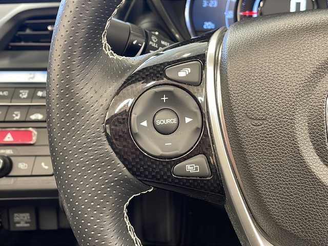 ホンダ Ｓ６６０ α 岐阜県 2018(平30)年 0.7万km プレミアムスターホワイトP メモリナビ/・センターディスプレイ/ハーフレザーシート/バックカメラ/Bluetooth/USB/クルーズコントロール/MTターボ車/LEDヘッドライト/オートライト/シティブレーキアクティブシステム/ドライブレコーダー/ETC/プッシュスタート/スペアキー/純正フロアマット/アンチブレーキシステム/横滑り防止装置