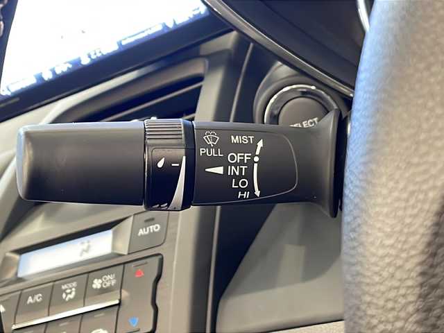 ホンダ Ｓ６６０ α 岐阜県 2018(平30)年 0.7万km プレミアムスターホワイトP メモリナビ/・センターディスプレイ/ハーフレザーシート/バックカメラ/Bluetooth/USB/クルーズコントロール/MTターボ車/LEDヘッドライト/オートライト/シティブレーキアクティブシステム/ドライブレコーダー/ETC/プッシュスタート/スペアキー/純正フロアマット/アンチブレーキシステム/横滑り防止装置