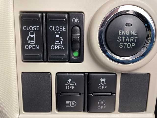 ダイハツ ムーヴ キャンバス G ブラックインテリア リミテッド SAⅢ 岐阜県 2018(平30)年 3万km スムースグレーマイカメタリック/プラムブラウンクリスタルマイカ 2トーン 両側パワースライドドア/LEDヘッドライト/LEDフォグランプ/オートライト/スマートアシストIII/・衝突軽減ブレーキ/・レーンキープアシスト/・衝突警報機能/・誤発進抑制制御機能/・オートハイビーム/プッシュスタート/純正ホイールキャップ/純正サイドバイザー/純正フロアマット/スマートキー