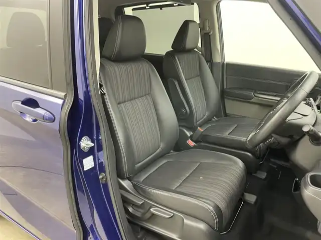 ホンダ フリード ハイブリット EX 岡山県 2016(平28)年 5.7万km コバルトブルーパール 純正9インチナビ【VXM-175VFNi】/(AM/FM/DVD/CD/BT/フルセグ)/社外フリップダウンモニター【TVM-FW1030】/両側パワースライドドア/衝突軽減ブレーキ/バックカメラ/アダプティブクルーズコントロール/社外360度ドライブレコーダー/ハーフレザー/前席シートヒーター/後席サンシェイド/純正アルミホイール/ＬＥＤヘッドライト/オートライト