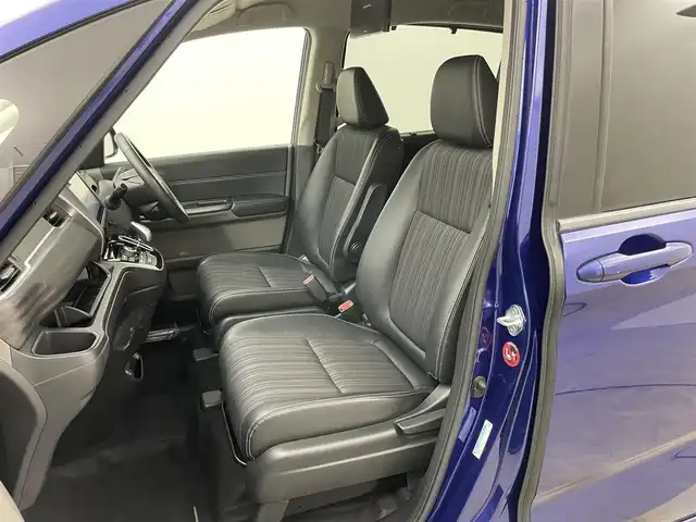 ホンダ フリード ハイブリット EX 岡山県 2016(平28)年 5.7万km コバルトブルーパール 純正9インチナビ【VXM-175VFNi】/(AM/FM/DVD/CD/BT/フルセグ)/社外フリップダウンモニター【TVM-FW1030】/両側パワースライドドア/衝突軽減ブレーキ/バックカメラ/アダプティブクルーズコントロール/社外360度ドライブレコーダー/ハーフレザー/前席シートヒーター/後席サンシェイド/純正アルミホイール/ＬＥＤヘッドライト/オートライト