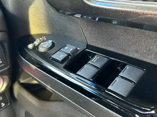 ホンダ Ｎ ＢＯＸ カスタム G L ホンダセンシング 栃木県 2018(平30)年 7.3万km クリスタルブラックパール ホンダセンシング/ディーラーナビ（Gathars)/フルセグTV/Bluetooth/iPod/USB/CD/DVD/レーダークルーズコントロール/両側パワースライドドア/バックモニター/ETC/LDA/PCS/AAC/LEDヘッドライト/プッシュスタート