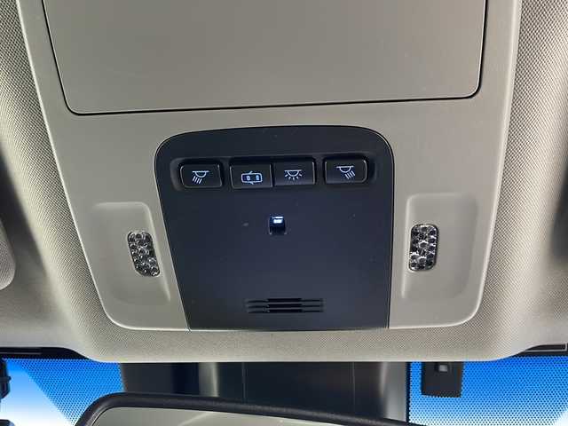 トヨタ カムリ WS 埼玉県 2019(令1)年 4.9万km アティチュードブラックマイカ/プラチナホワイトパールマイカ 純正SDナビ/バックカメラ/トヨタセーフティセンス/純正ドライブレコーダー/ビルトインETC/ハーフレザーシート/パワーシート/LEDヘッドライト/オートマチックハイビーム/純正フロアマット/純正アルミホイール/スマートキー/スペアキー/フルセグテレビ/禁煙車