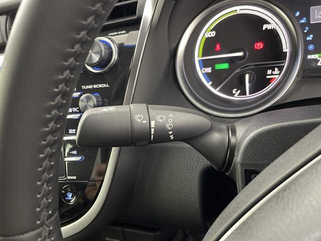 トヨタ カムリ WS 埼玉県 2019(令1)年 4.9万km アティチュードブラックマイカ/プラチナホワイトパールマイカ 純正SDナビ/バックカメラ/トヨタセーフティセンス/純正ドライブレコーダー/ビルトインETC/ハーフレザーシート/パワーシート/LEDヘッドライト/オートマチックハイビーム/純正フロアマット/純正アルミホイール/スマートキー/スペアキー/フルセグテレビ/禁煙車