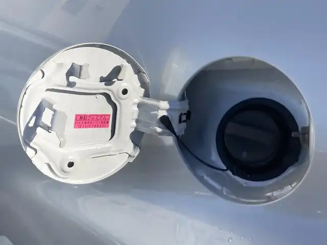 トヨタ ＧＲヤリス RZ ハイパフォーマンス 静岡県 2022(令4)年 2.6万km プラチナホワイトパールマイカ Toyota Safety Sense/純正8インチナビ/　AM FM Bluetooth USB/バックモニター/LEDオートヘッドランプ/レーダークルーズコントロール/ハーフレザーシート/シートヒーター(前席)/ステアリングヒーター/社外18インチアルミホイール/ターボ/6速MT/JBLプレミアムサウンド/ビルトインETC