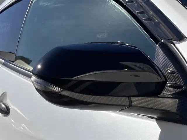 トヨタ ＧＲヤリス RZ ハイパフォーマンス 静岡県 2022(令4)年 2.6万km プラチナホワイトパールマイカ Toyota Safety Sense/純正8インチナビ/　AM FM Bluetooth USB/バックモニター/LEDオートヘッドランプ/レーダークルーズコントロール/ハーフレザーシート/シートヒーター(前席)/ステアリングヒーター/社外18インチアルミホイール/ターボ/6速MT/JBLプレミアムサウンド/ビルトインETC