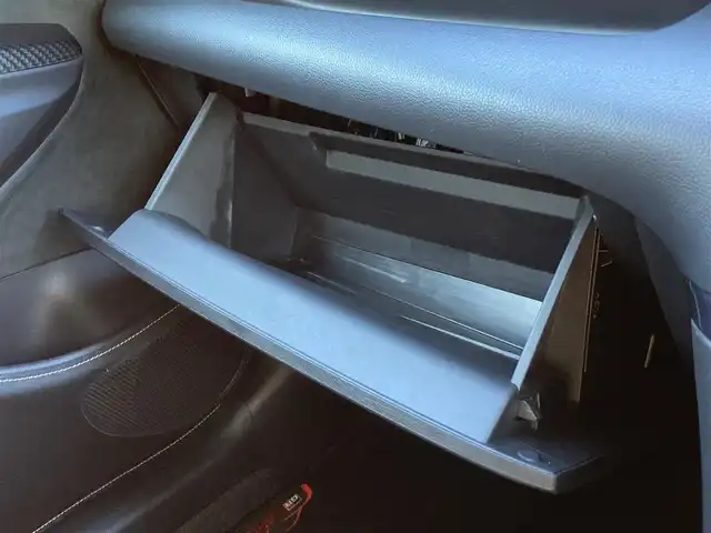 トヨタ ＧＲヤリス RZ ハイパフォーマンス 静岡県 2022(令4)年 2.6万km プラチナホワイトパールマイカ Toyota Safety Sense/純正8インチナビ/　AM FM Bluetooth USB/バックモニター/LEDオートヘッドランプ/レーダークルーズコントロール/ハーフレザーシート/シートヒーター(前席)/ステアリングヒーター/社外18インチアルミホイール/ターボ/6速MT/JBLプレミアムサウンド/ビルトインETC