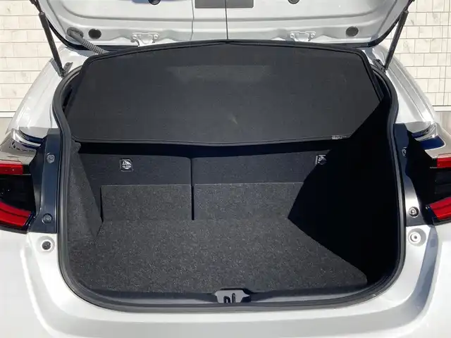 トヨタ ＧＲヤリス RZ ハイパフォーマンス 静岡県 2022(令4)年 2.6万km プラチナホワイトパールマイカ Toyota Safety Sense/純正8インチナビ/　AM FM Bluetooth USB/バックモニター/LEDオートヘッドランプ/レーダークルーズコントロール/ハーフレザーシート/シートヒーター(前席)/ステアリングヒーター/社外18インチアルミホイール/ターボ/6速MT/JBLプレミアムサウンド/ビルトインETC