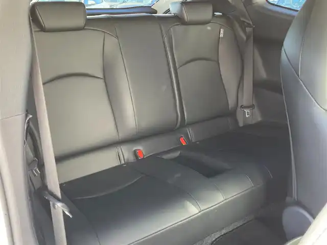 トヨタ ＧＲヤリス RZ ハイパフォーマンス 静岡県 2022(令4)年 2.6万km プラチナホワイトパールマイカ Toyota Safety Sense/純正8インチナビ/　AM FM Bluetooth USB/バックモニター/LEDオートヘッドランプ/レーダークルーズコントロール/ハーフレザーシート/シートヒーター(前席)/ステアリングヒーター/社外18インチアルミホイール/ターボ/6速MT/JBLプレミアムサウンド/ビルトインETC