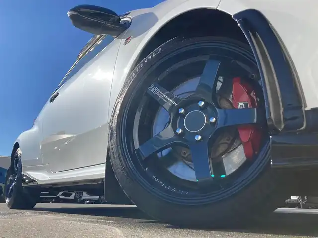 トヨタ ＧＲヤリス RZ ハイパフォーマンス 静岡県 2022(令4)年 2.6万km プラチナホワイトパールマイカ Toyota Safety Sense/純正8インチナビ/　AM FM Bluetooth USB/バックモニター/LEDオートヘッドランプ/レーダークルーズコントロール/ハーフレザーシート/シートヒーター(前席)/ステアリングヒーター/社外18インチアルミホイール/ターボ/6速MT/JBLプレミアムサウンド/ビルトインETC