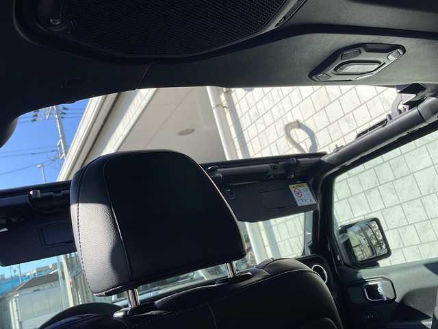 クライスラー・ジープ ジープ ラングラー アンリミテッド ルビコン 4xe 神奈川県 2023(令5)年 1.5万km ブラック ワンオーナー/左ハンドル/４WD/純正ナビ（AM/FM/USB/AUX/BT/フルセグTV)/全方位カメラ/前後ドライブレコーダー/ETC2.0/レーダークルーズコントロール/パーキングセンサー/ヒルスタート/ブラインドスポットモニター/ステアリングスイッチ/衝突軽減システム/横滑り防止装置/ソフトトップ/ステアリングヒーター/ミラーヒーター/黒革シート/D/N席シートヒーター/純正アルミホイール/純正フロアマット/ISOFIX/オートライト/スペアキー×１/保証書/取扱説明書