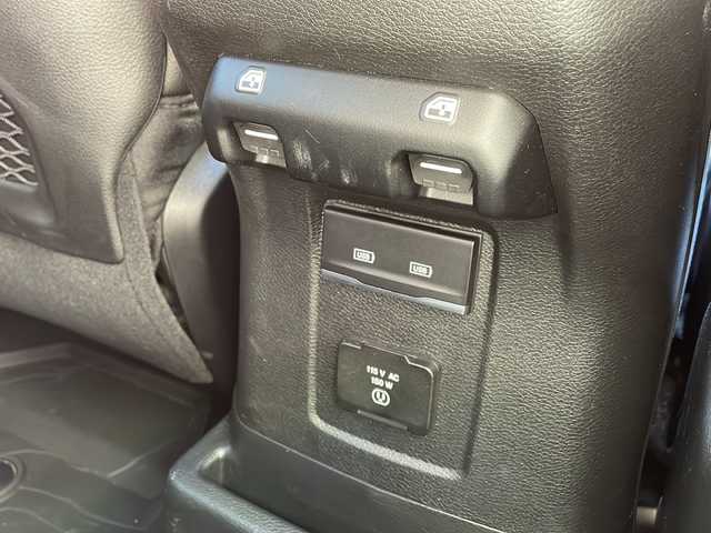 クライスラー・ジープ ジープ ラングラー アンリミテッド ルビコン 4xe 神奈川県 2023(令5)年 1.5万km ブラック ワンオーナー/左ハンドル/４WD/純正ナビ（AM/FM/USB/AUX/BT/フルセグTV)/全方位カメラ/前後ドライブレコーダー/ETC2.0/レーダークルーズコントロール/パーキングセンサー/ヒルスタート/ブラインドスポットモニター/ステアリングスイッチ/衝突軽減システム/横滑り防止装置/ソフトトップ/ステアリングヒーター/ミラーヒーター/黒革シート/D/N席シートヒーター/純正アルミホイール/純正フロアマット/ISOFIX/オートライト/スペアキー×１/保証書/取扱説明書